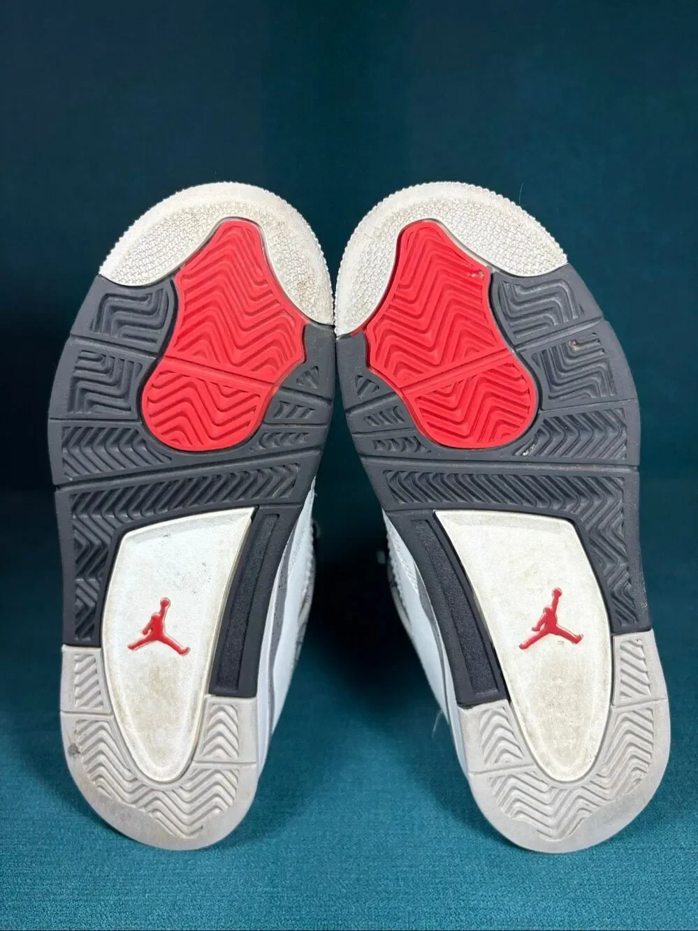 Air Jordan 4 Retro White Cement Youth Size 3Y Sneakers IB4388-100 Kids GS
